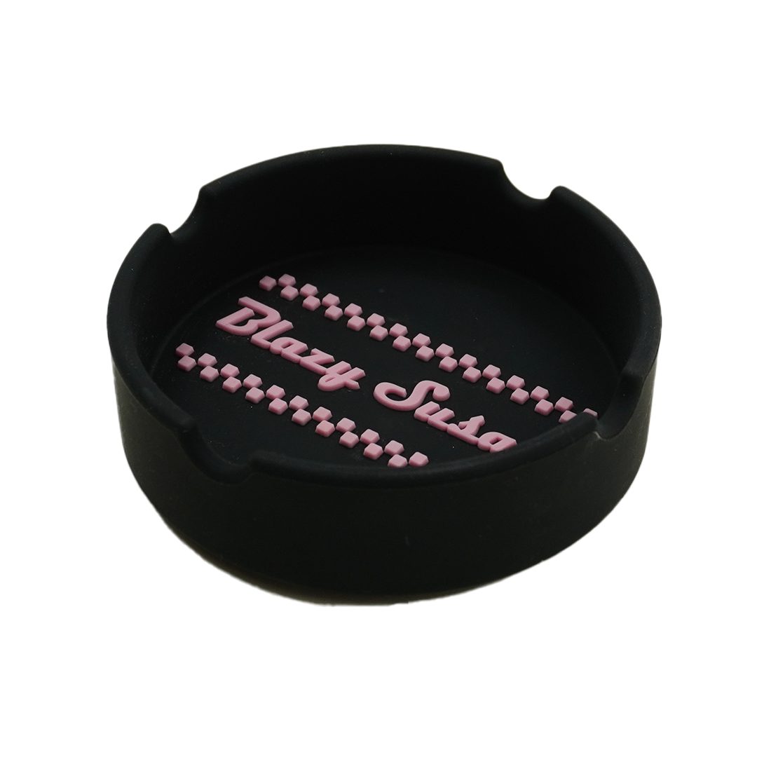 cenicero-negro-01
